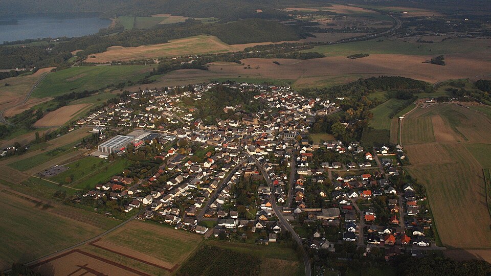 Terrassendach-Fachbetriebe in Mendig: Stadtansicht – Foto: Wolkenkratzer Terrassendach-Fachbetriebe in Mendig: Stadtansicht
