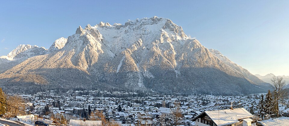 Terrassendach-Fachbetriebe in Mittenwald: Stadtansicht – Foto: Bbb Terrassendach-Fachbetriebe in Mittenwald: Stadtansicht