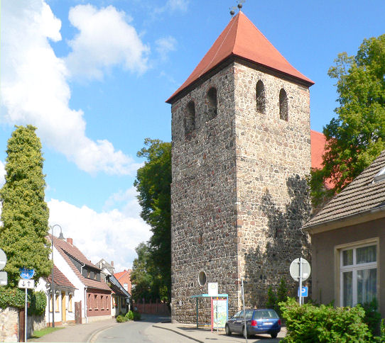 Terrassendach-Fachbetriebe in Möckern: Kirche – Foto: Axel Hindemith Terrassendach-Fachbetriebe in Möckern: Kirche