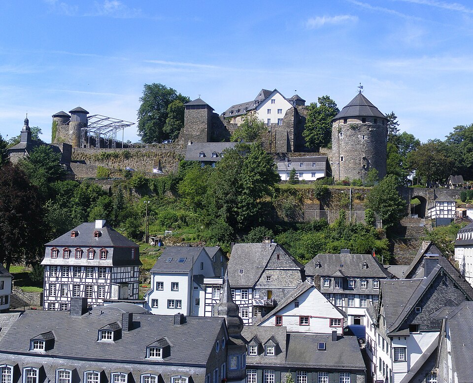 Terrassendach-Fachbetriebe in Monschau: Burg