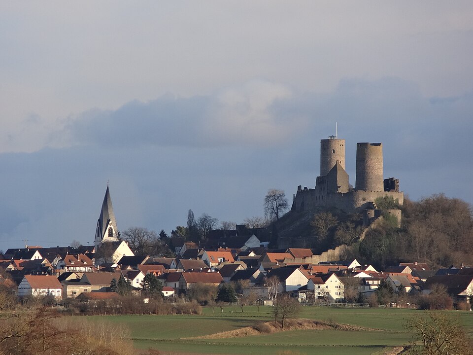 Terrassendach-Fachbetriebe in Münzenberg: Burg – Foto: Cherubino Terrassendach-Fachbetriebe in Münzenberg: Burg