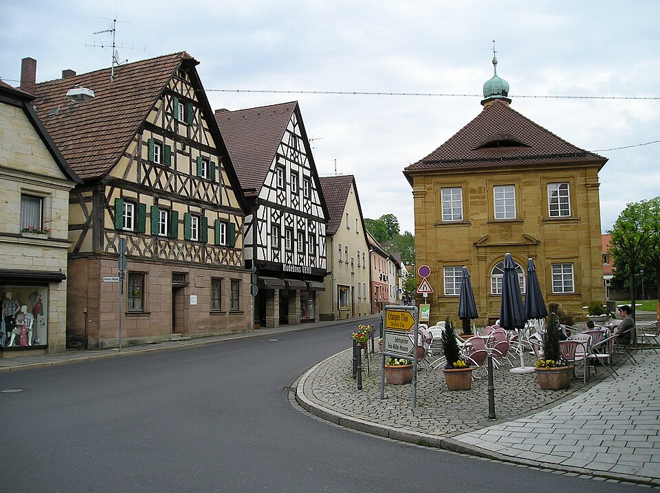 Terrassendach-Fachbetriebe in Neunkirchen am Brand: Stadtansicht – Foto: Daniel Arnold Terrassendach-Fachbetriebe in Neunkirchen am Brand: Stadtansicht