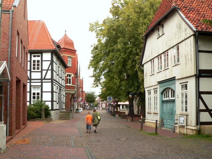 Terrassendach-Fachbetriebe in Neustadt am Rübenberge: Fußgängerzone