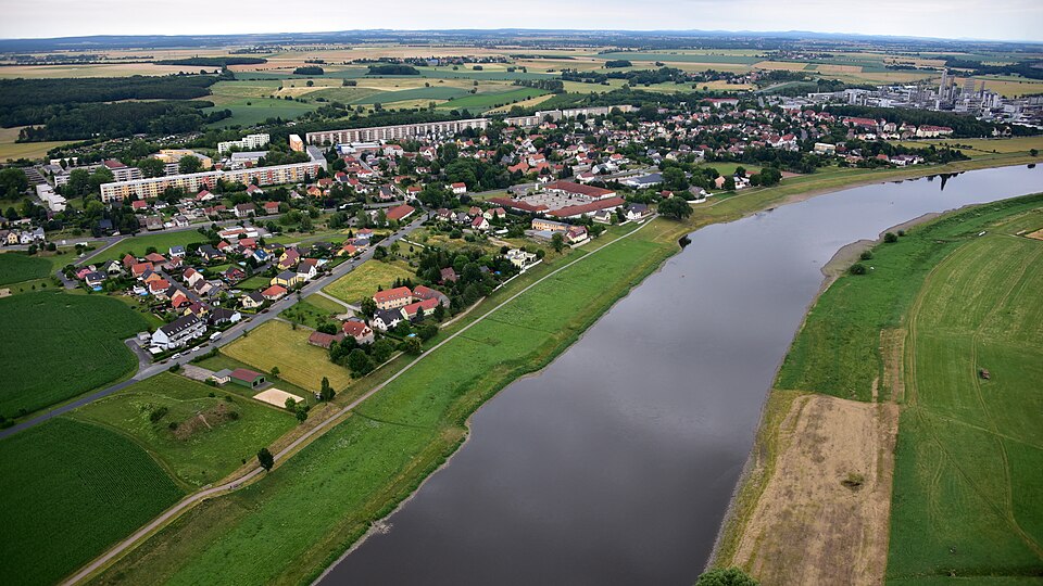 Terrassendach-Fachbetriebe in Nünchritz: Stadtansicht – Foto: Wolkenkratzer Terrassendach-Fachbetriebe in Nünchritz: Stadtansicht