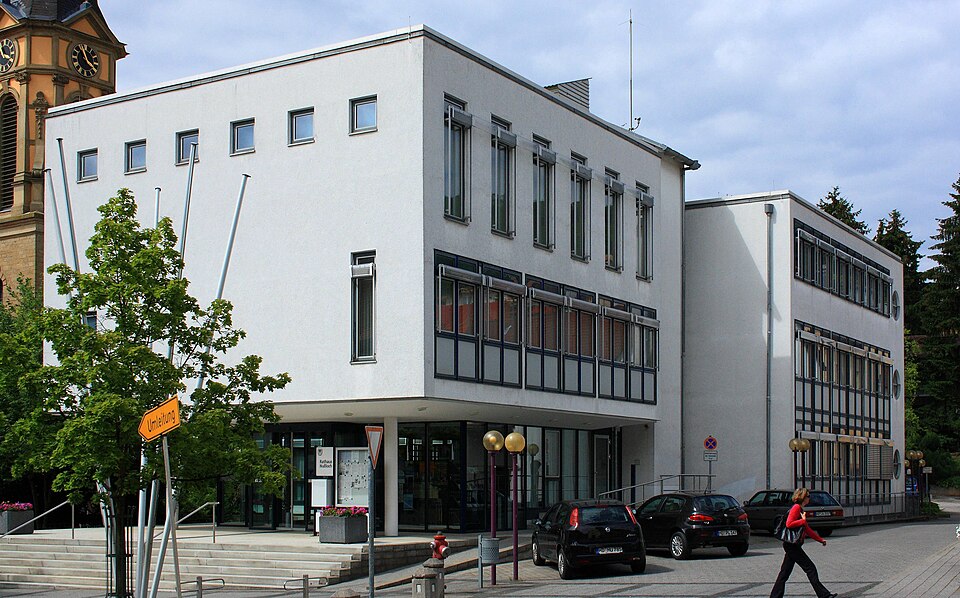 Terrassendach-Fachbetriebe in Nußloch: Rathaus