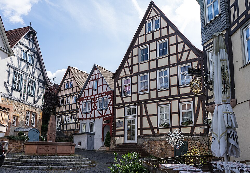 Terrassendach-Fachbetriebe in Ortenberg: Stadtansicht – Foto: Bytfisch Terrassendach-Fachbetriebe in Ortenberg: Stadtansicht