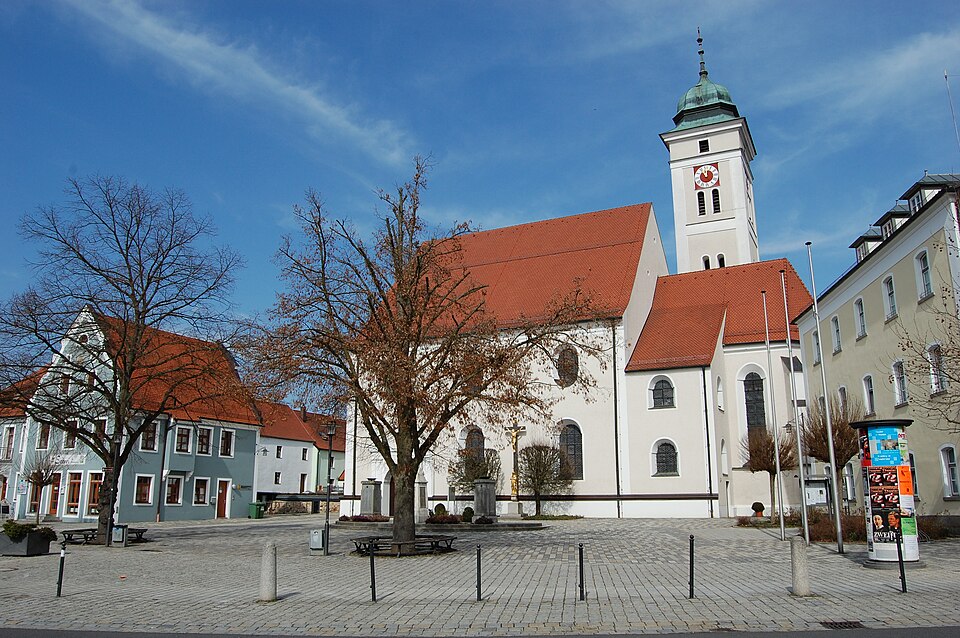 Terrassendach-Fachbetriebe in Pfreimd: Bild Marktplatz – Foto: Alois Köppl, Gleiritsch Terrassendach-Fachbetriebe in Pfreimd: Bild Marktplatz