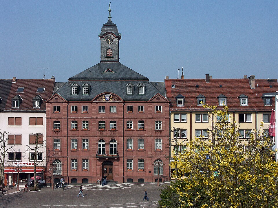 Terrassendach-Fachbetriebe in Pirmasens: Altes Rathaus