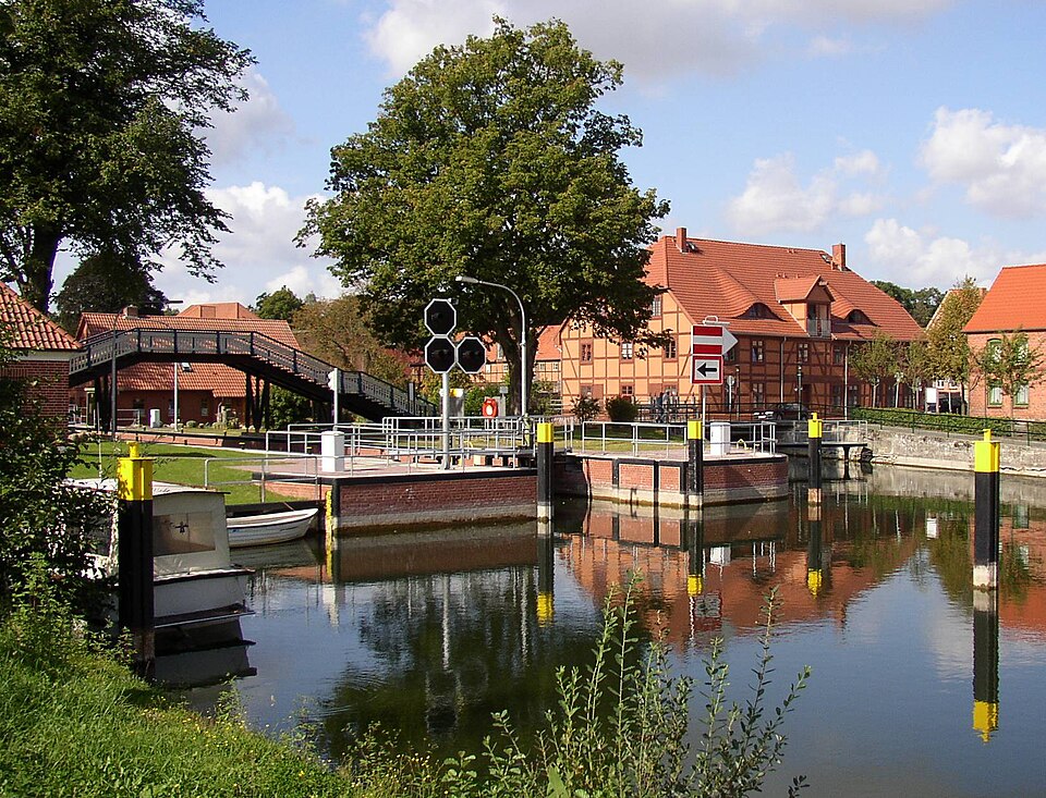 Terrassendach-Fachbetriebe in Plau am See: Stadtansicht