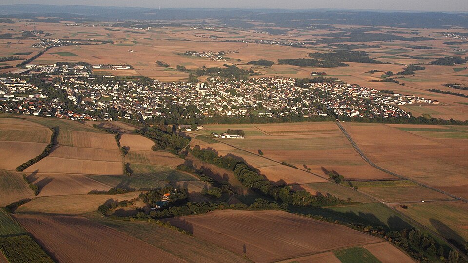 Terrassendach-Fachbetriebe in Polch: Stadtansicht – Foto: Wolkenkratzer Terrassendach-Fachbetriebe in Polch: Stadtansicht