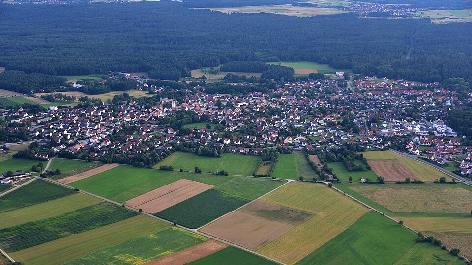 Terrassendach-Fachbetriebe in Pyrbaum: Stadtansicht – Foto: Wolkenkratzer Terrassendach-Fachbetriebe in Pyrbaum: Stadtansicht