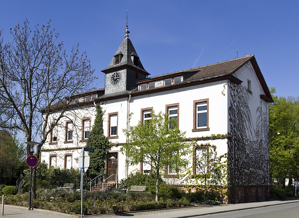 Terrassendach-Fachbetriebe in Raunheim: Rathaus Schulstraße