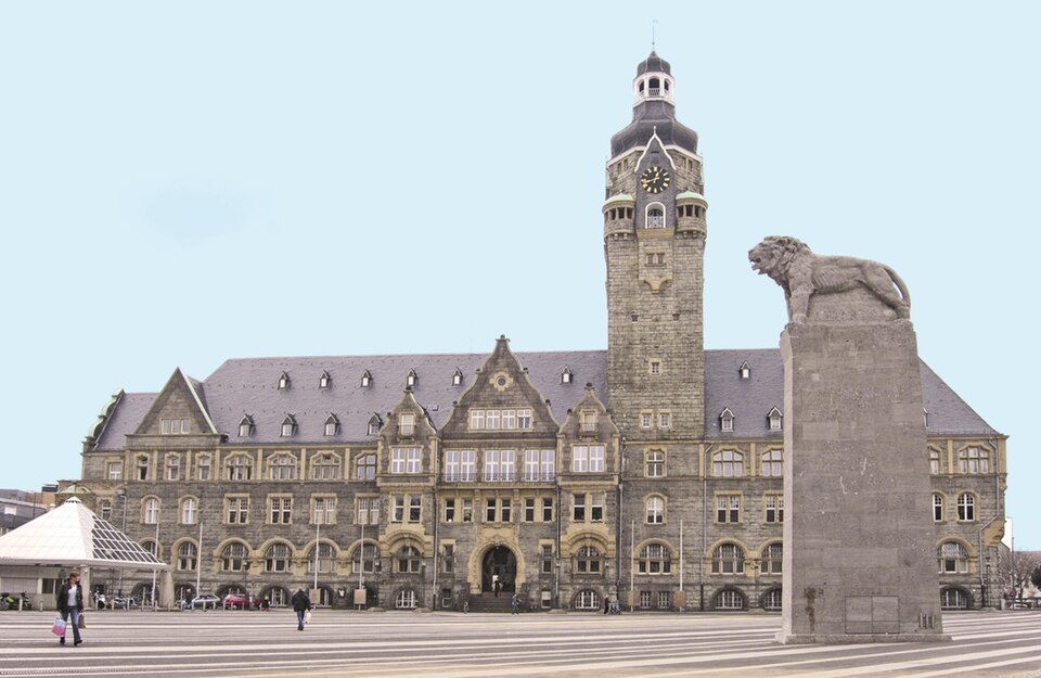 Terrassendach-Fachbetriebe in Remscheid: Rathaus