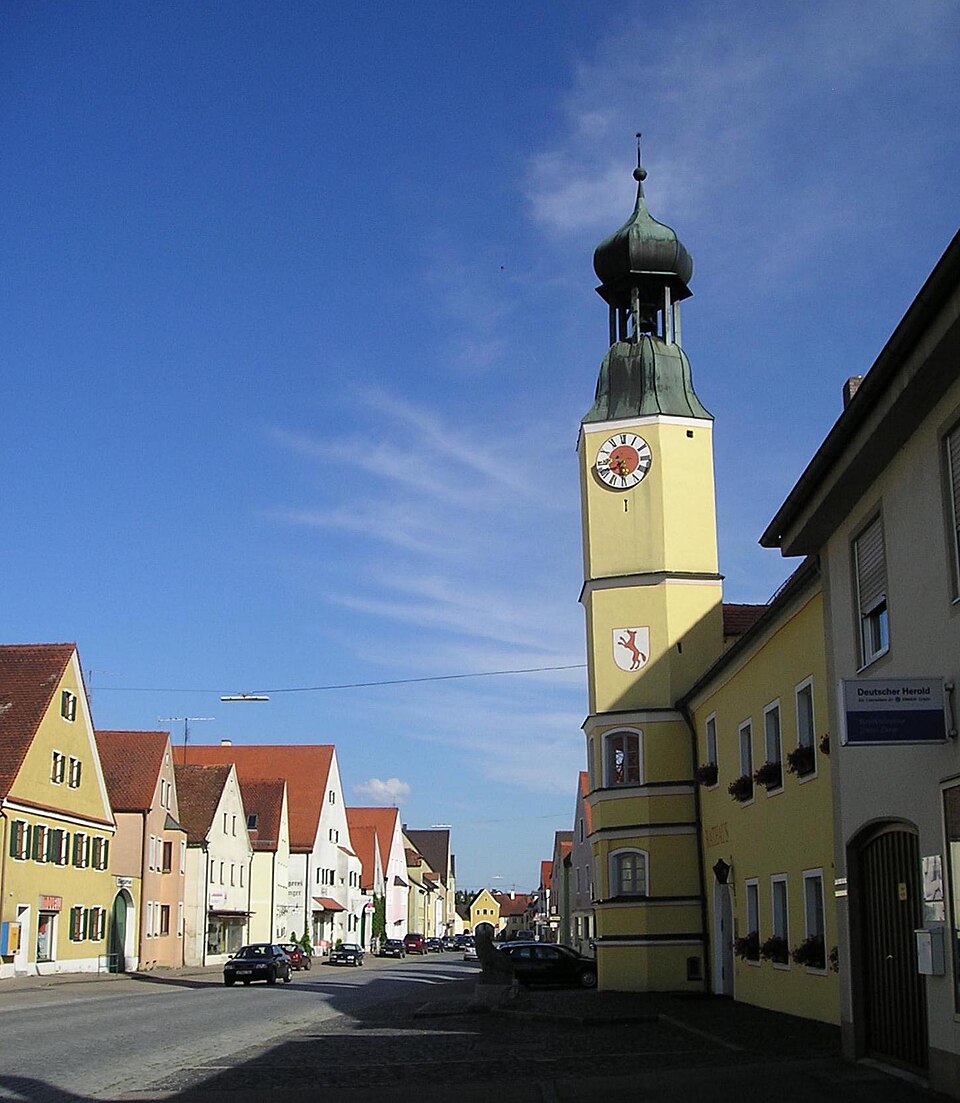 Terrassendach-Fachbetriebe in Rennertshofen: Mit Rathausturm