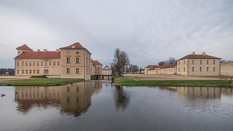 Terrassendach-Fachbetriebe in Rheinsberg: Schloss und Park – Foto: A.Savin Terrassendach-Fachbetriebe in Rheinsberg: Schloss und Park