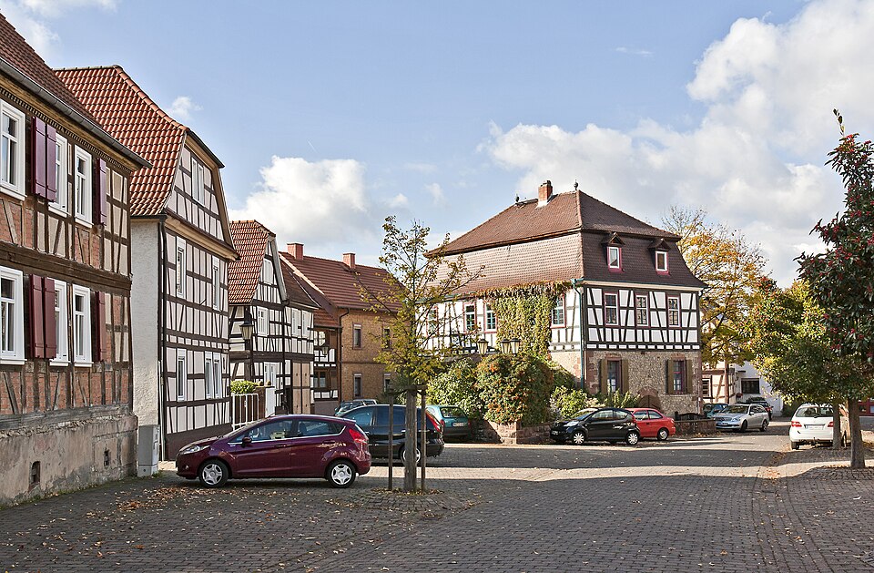 Terrassendach-Fachbetriebe in Rodenbach: Kirchstrasse – Foto: Rudolf Stricker Terrassendach-Fachbetriebe in Rodenbach: Kirchstrasse