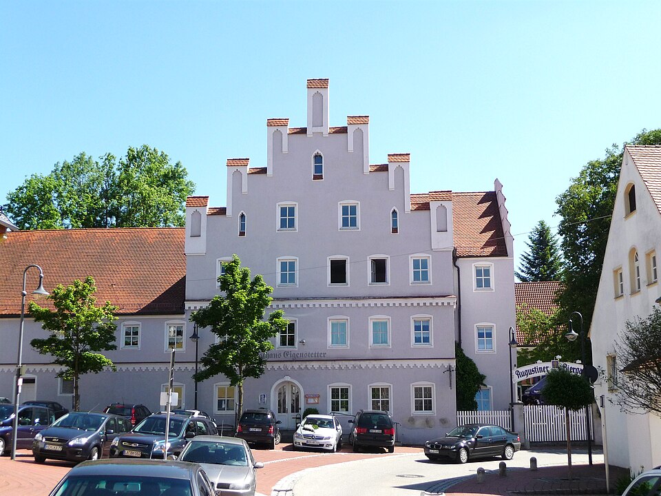 Terrassendach-Fachbetriebe in Rottenburg an der Laaber: Brauereigasthof – Foto: Konrad Lackerbeck Terrassendach-Fachbetriebe in Rottenburg an der Laaber: Brauereigasthof