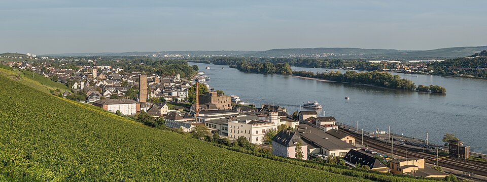 Terrassendach-Fachbetriebe in Rüdesheim am Rhein: Stadtansicht – Foto: DXR Terrassendach-Fachbetriebe in Rüdesheim am Rhein: Stadtansicht