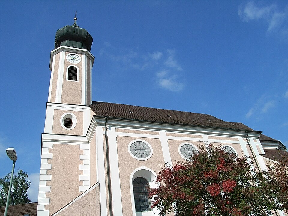 Terrassendach-Fachbetriebe in Ruhstorf: Marienkirche – Foto: Konrad Lackerbeck Terrassendach-Fachbetriebe in Ruhstorf: Marienkirche