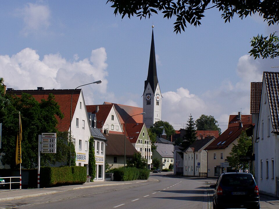 Terrassendach-Fachbetriebe in Schwabmünchen: MIndelheimer Str, Pfarrkirche – Foto: Flodur63 Terrassendach-Fachbetriebe in Schwabmünchen: MIndelheimer Str, Pfarrkirche