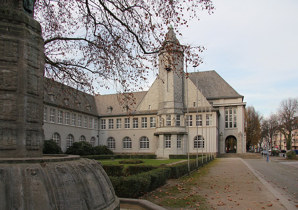 Terrassendach-Fachbetriebe in Schwerte: Rathaus