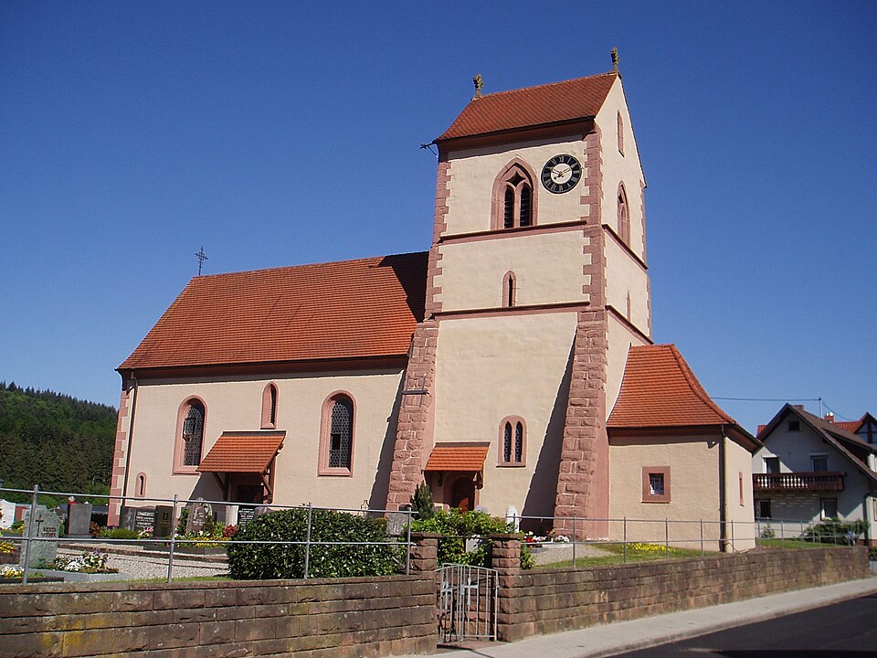 Terrassendach-Fachbetriebe in Seelbach: Wittelbacher Kirche – Foto: Nitramtrebla Terrassendach-Fachbetriebe in Seelbach: Wittelbacher Kirche