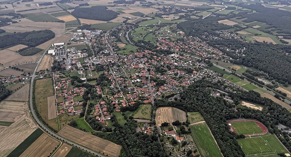 Terrassendach-Fachbetriebe in Steyerberg: Stadtansicht – Foto: Ra Boe Terrassendach-Fachbetriebe in Steyerberg: Stadtansicht