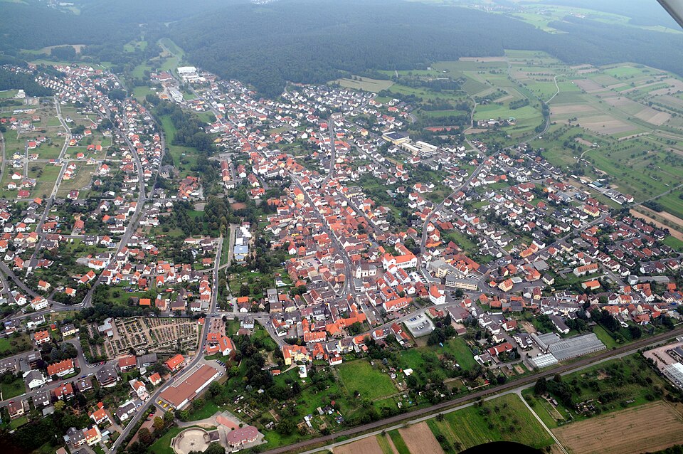 Terrassendach-Fachbetriebe in Sulzbach am Main: Stadtansicht – Foto: Fritz Geller-Grimm supported by Rüdiger Wandke Terrassendach-Fachbetriebe in Sulzbach am Main: Stadtansicht