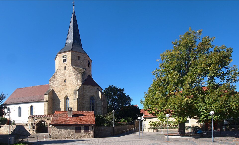 Terrassendach-Fachbetriebe in Tamm: Kirche-Kelter – Foto: Ikar.us Terrassendach-Fachbetriebe in Tamm: Kirche-Kelter