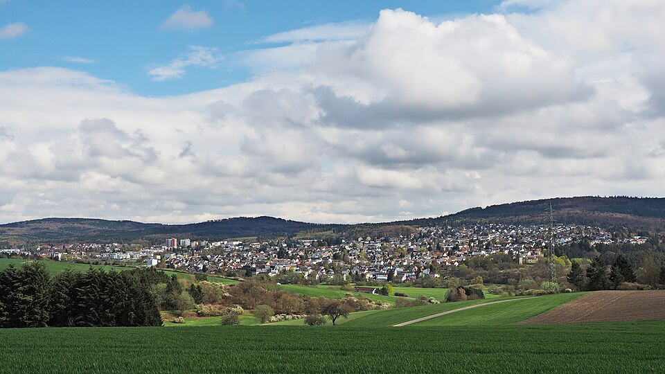 Terrassendach-Fachbetriebe in Taunusstein: Stadtansicht – Foto: Kreuzschnabel Terrassendach-Fachbetriebe in Taunusstein: Stadtansicht