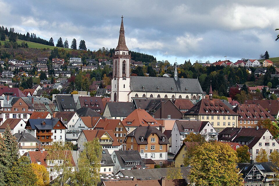 Terrassendach-Fachbetriebe in Titisee-Neustadt: St.-Jakobus-Münster – Foto: Helmlechner Terrassendach-Fachbetriebe in Titisee-Neustadt: St.-Jakobus-Münster