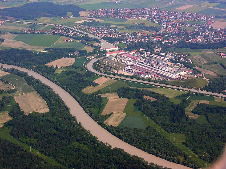 Terrassendach-Fachbetriebe in Töging am Inn: Stadtansicht – Foto: Hansueli Krapf Terrassendach-Fachbetriebe in Töging am Inn: Stadtansicht