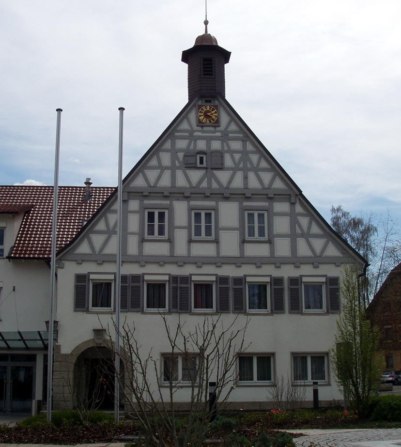 Terrassendach-Fachbetriebe in Uhingen: Rathaus – Foto: Christof Essig Terrassendach-Fachbetriebe in Uhingen: Rathaus