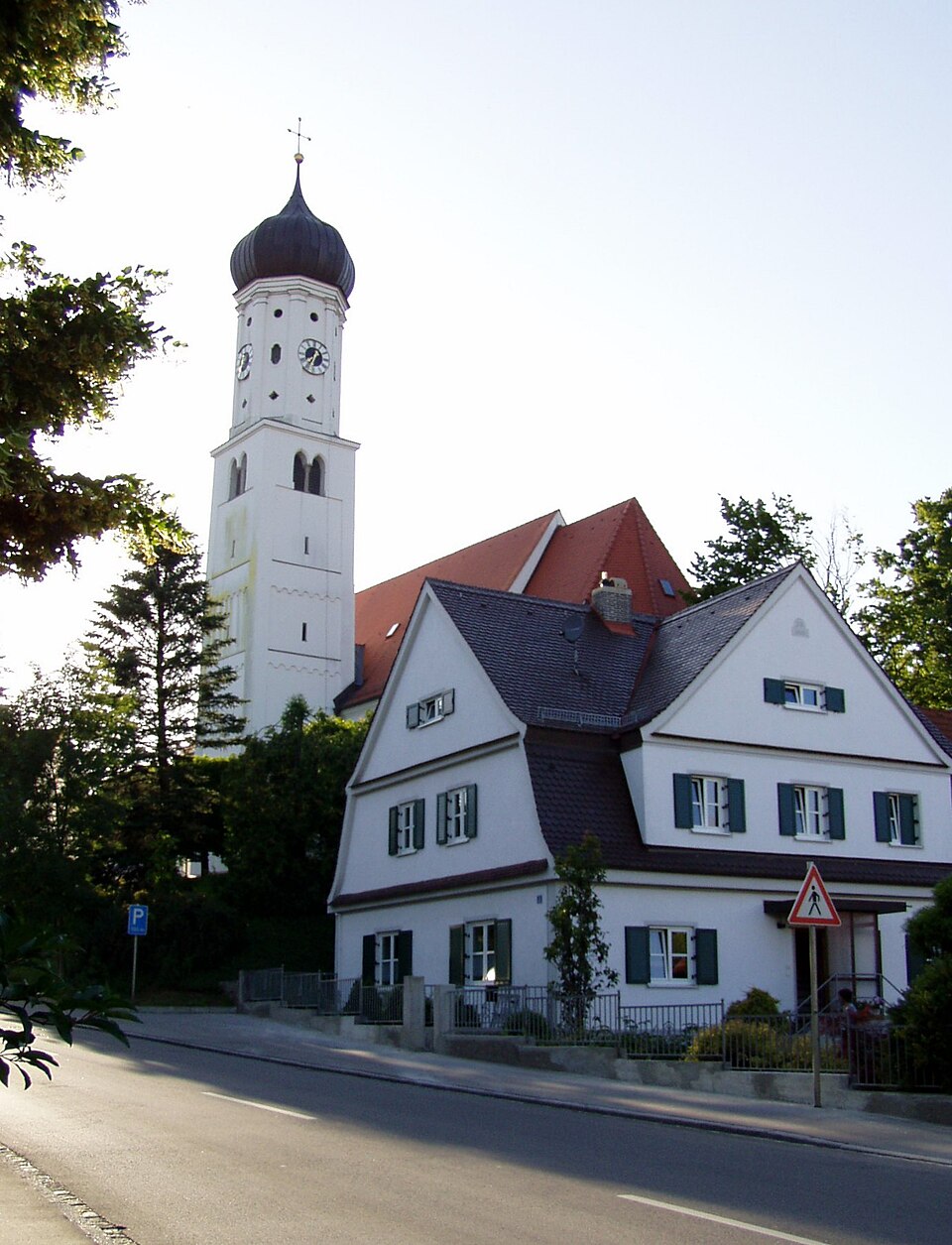 Terrassendach-Fachbetriebe in Untermeitingen: Kirche – Foto: Flodur63 Terrassendach-Fachbetriebe in Untermeitingen: Kirche