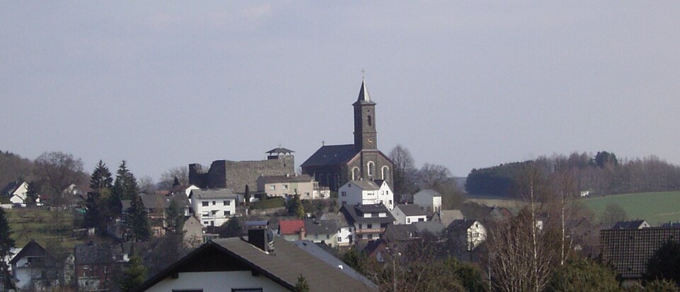 Terrassendach-Fachbetriebe in Waldbrunn: Stadtansicht – Foto: Fjst at de.wikipedia Terrassendach-Fachbetriebe in Waldbrunn: Stadtansicht