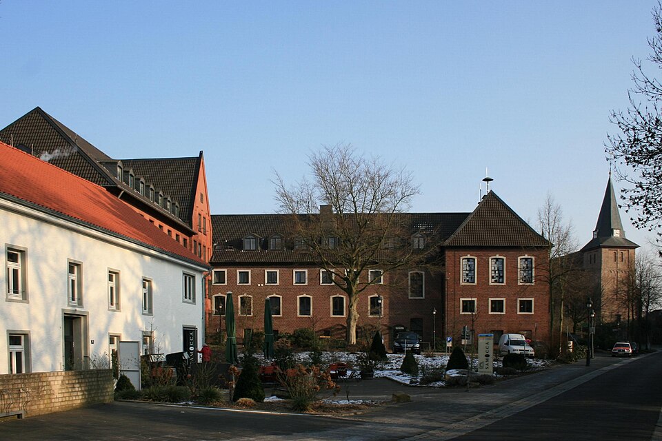 Terrassendach-Fachbetriebe in Wegberg: Wegberger Mühle – Foto: Käthe u. Bernd Limburg Terrassendach-Fachbetriebe in Wegberg: Wegberger Mühle