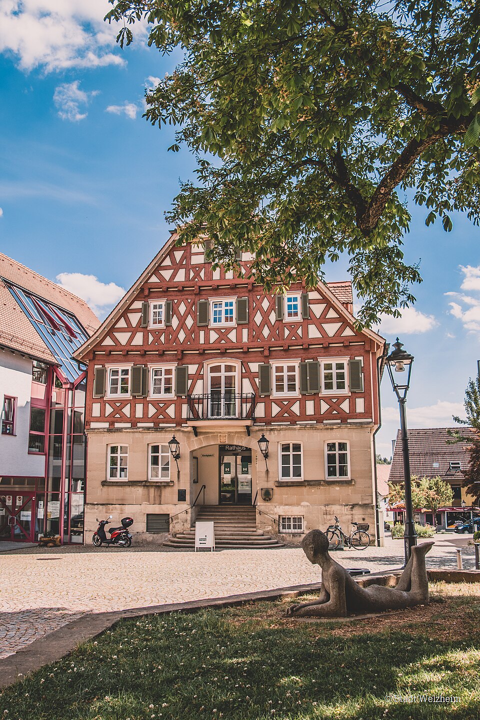 Terrassendach-Fachbetriebe in Welzheim: Welzheimer Rathaus