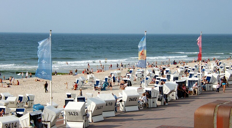 Terrassendach-Fachbetriebe in Westerland: Stadtansicht – Foto: Toksave Terrassendach-Fachbetriebe in Westerland: Stadtansicht