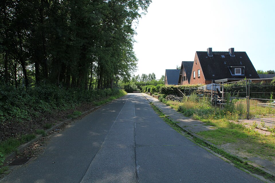 Terrassendach-Fachbetriebe in Westerrönfeld: Jakob-Rohwer-Straße + Jüdischer Friedhof – Foto: Frank Vincentz Terrassendach-Fachbetriebe in Westerrönfeld: Jakob-Rohwer-Straße + Jüdischer Friedhof