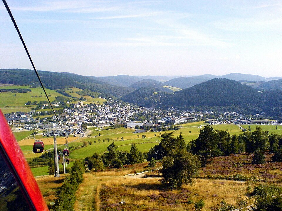 Terrassendach-Fachbetriebe in Willingen: Stadtansicht – Foto: Dirk Schmidt Terrassendach-Fachbetriebe in Willingen: Stadtansicht