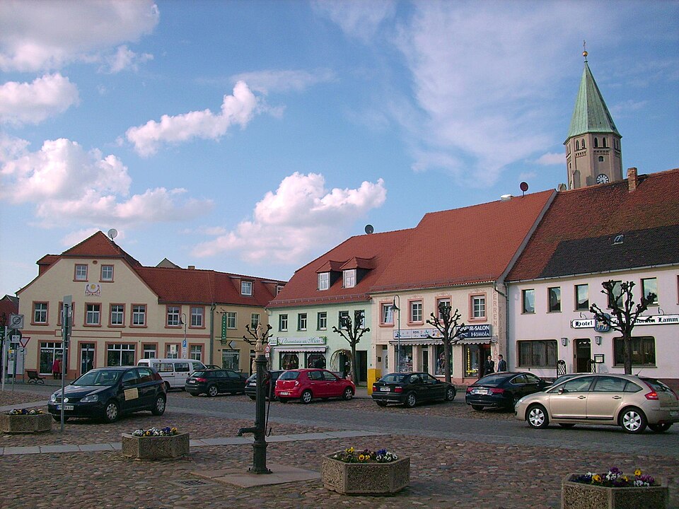 Terrassendach-Fachbetriebe in Wittichenau: Markt – Foto: SeptemberWoman Terrassendach-Fachbetriebe in Wittichenau: Markt