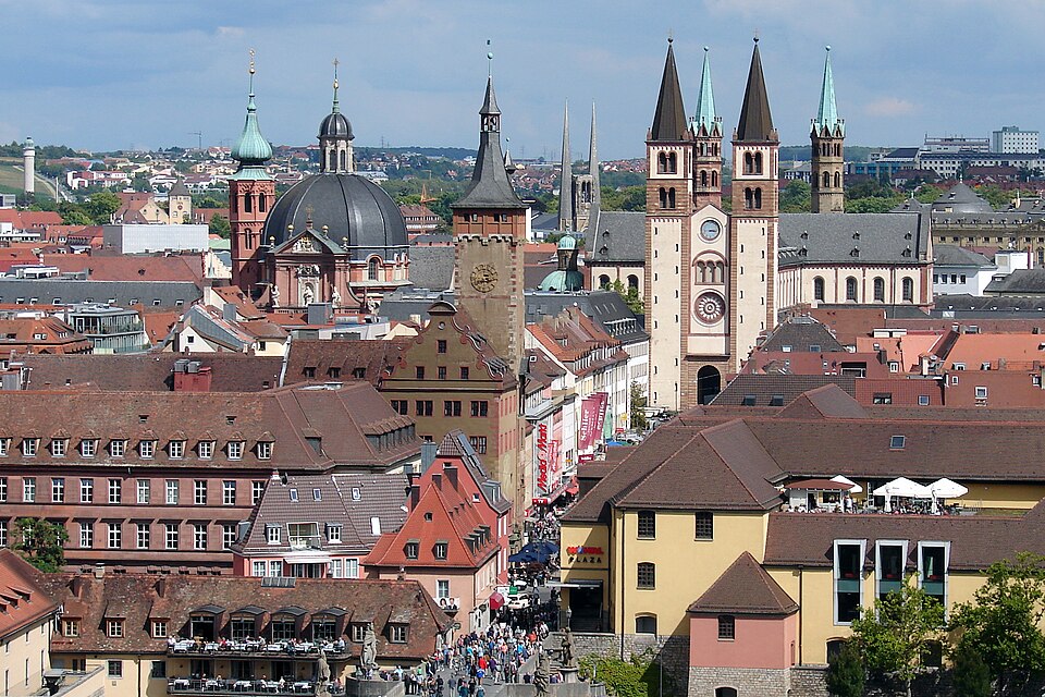 Terrassendach-Fachbetriebe in Würzburg: Stadtansicht – Foto: H. Helmlechner Terrassendach-Fachbetriebe in Würzburg: Stadtansicht